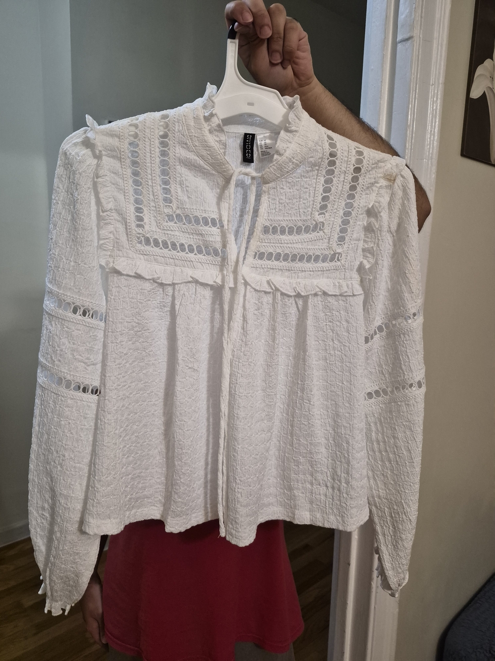 H&M White Lace-Trimmed Long Sleeve Blouse